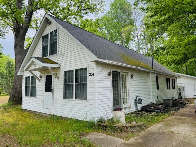 234 Radcliff Dr, Houghton Lake, MI 48629 - photo 3