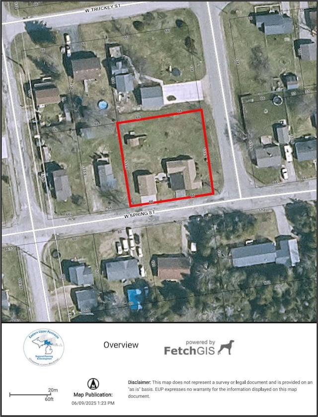 200 S 1st St, Saint Ignace, MI 49781 - map / location featuring property parcel outlined