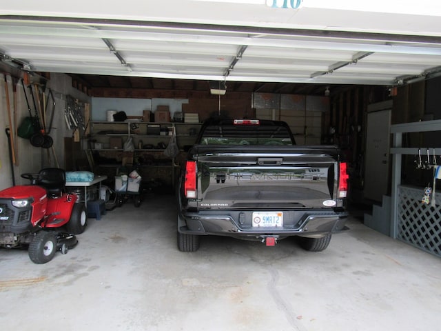 110 Chippewa Trl, Prudenville, MI 48651 - view of garage