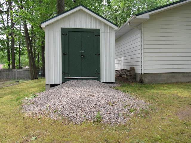 110 Chippewa Trl, Prudenville, MI 48651 - view of shed
