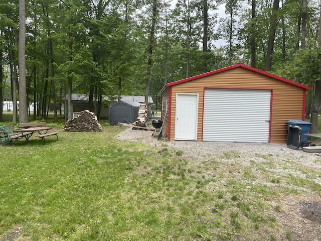 408 Kirkshire Ave, Roscommon, MI 48653 - photo 2