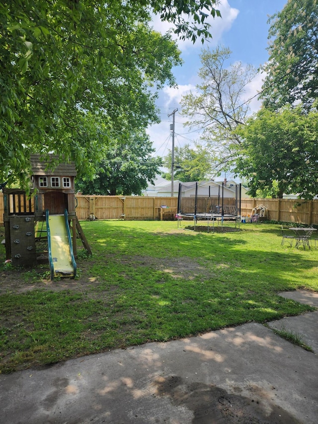 119 W Hueber St, Alpena, MI 49707 - photo 4