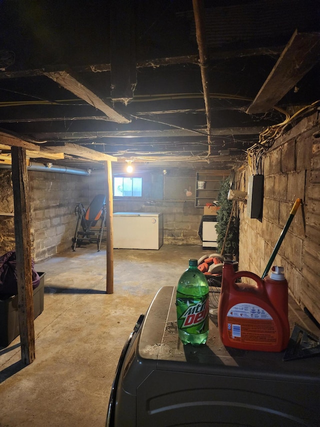 119 W Hueber St, Alpena, MI 49707 - photo 26