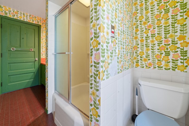 220 E Main St, Gaylord, MI 49735 - full bathroom with wallpapered walls, wainscoting, and enclosed tub / shower combo