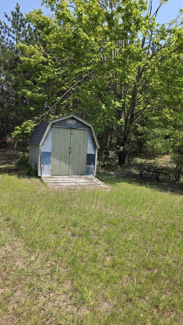 8415 Schultz Rd, Rogers City, MI 49779