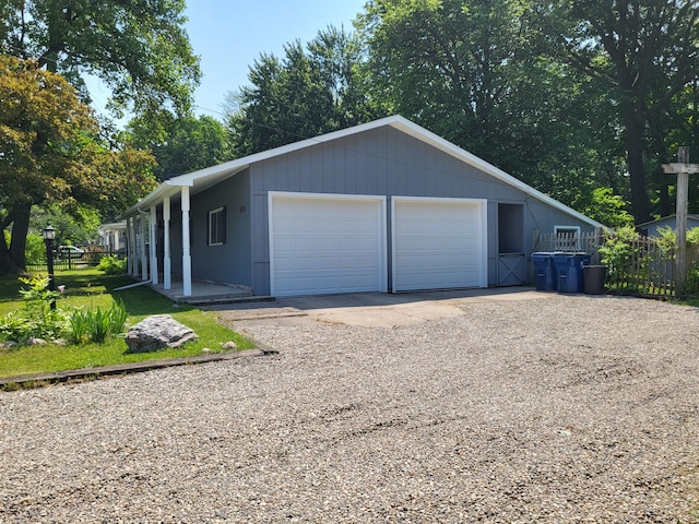 1251 Kingston Ave, Flint, MI 48507 - view of detached garage