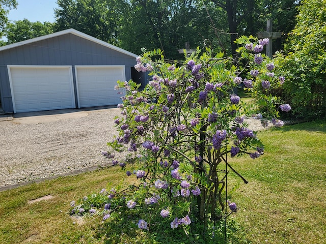 1251 Kingston Ave, Flint, MI 48507 - view of detached garage