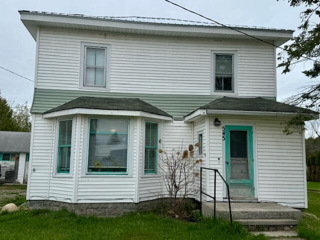 545 Duncan Ave, Cheboygan, MI 49721 - photo 1