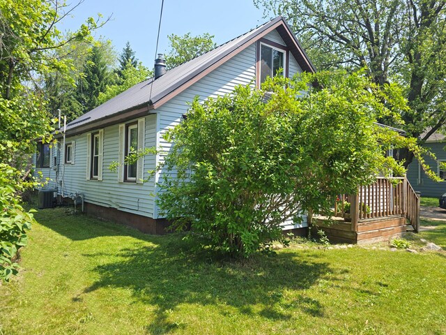 126 Tonkin St, Beaverton, MI 48612 - photo 3
