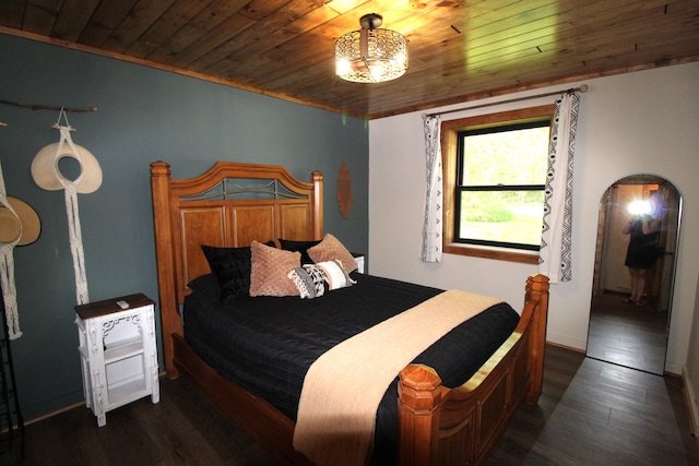211 Daytona Rd, Roscommon, MI 48653 - bedroom featuring wooden ceiling and wood finished floors