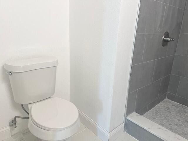 9319 Blue Horizon Rd, Presque Isle, MI 49777 - bathroom with a stall shower and toilet