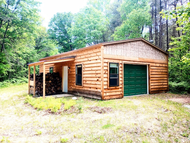 5228 S Brown Rd, Cadillac, MI 49601 - view of garage
