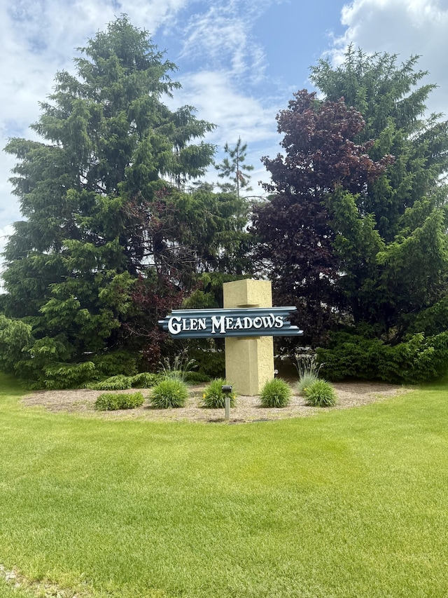 Glen Woods Trl, Gaylord, MI 49735