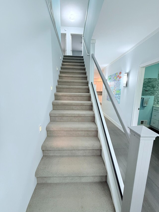 129 Ethel Dr, Roscommon, MI 48653 - view of staircase