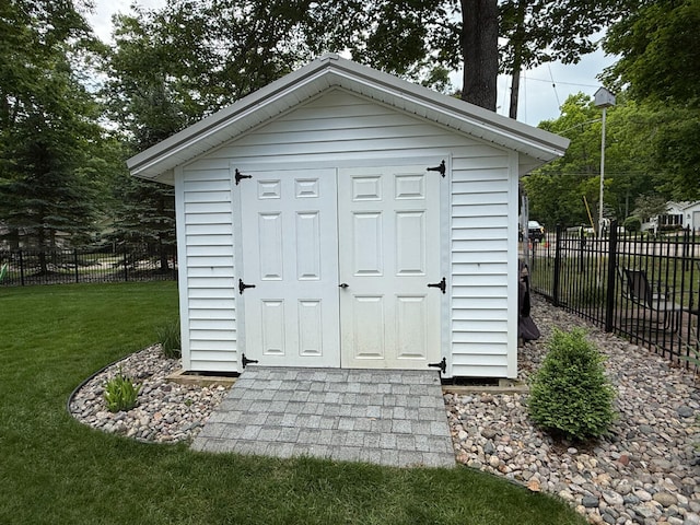 129 Ethel Dr, Roscommon, MI 48653 - view of shed