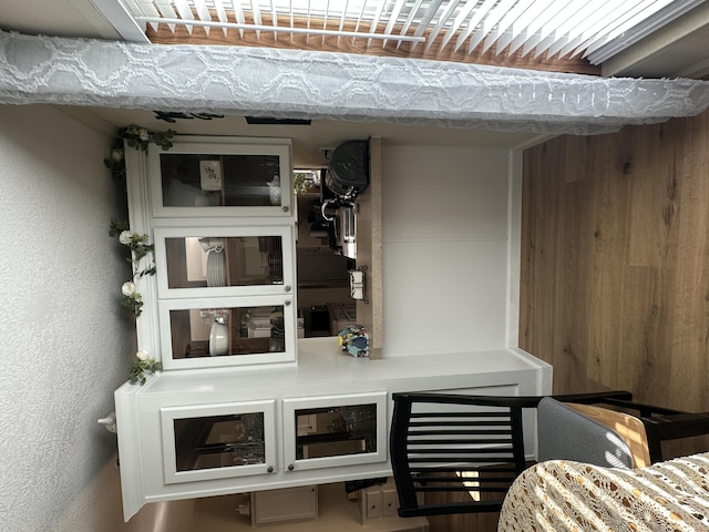 1632 Lakeview Dr, Alpena, MI 49707 - view of bar