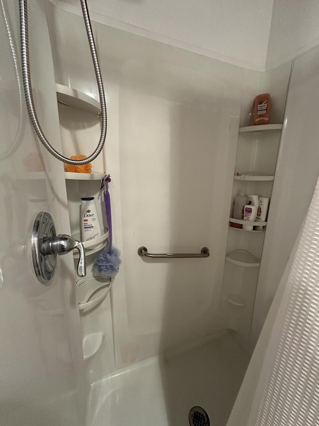 1632 Lakeview Dr, Alpena, MI 49707 - full bath featuring walk in shower