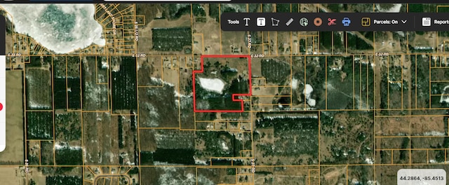 3090 S 37th Rd, Cadillac, MI 49601 - aerial overview of property's location with property parcel outlined