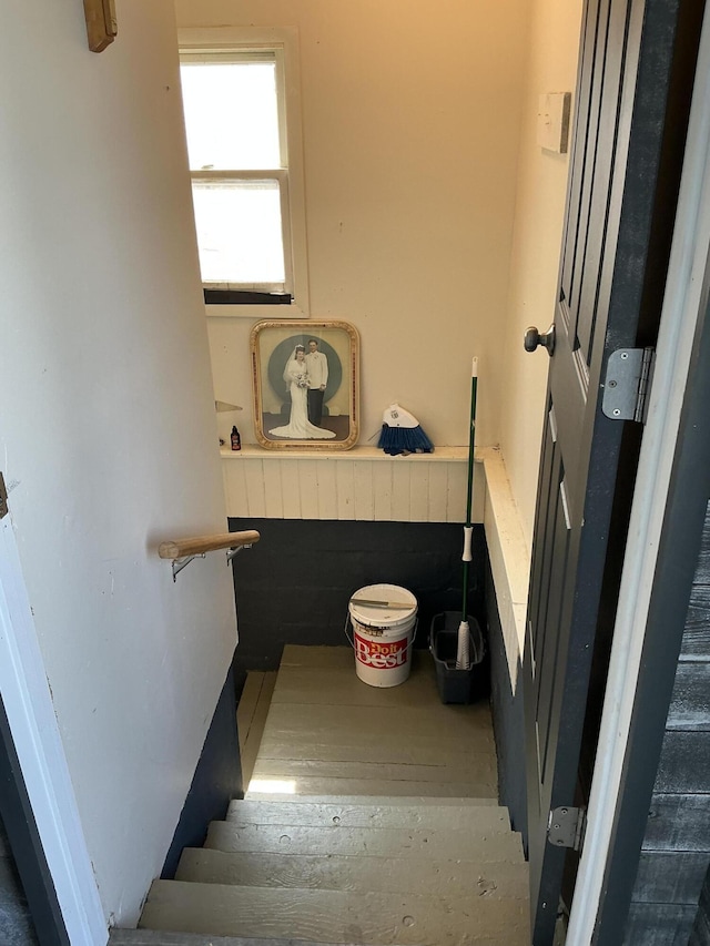 314 Sable St, Alpena, MI 49707 - view of stairway