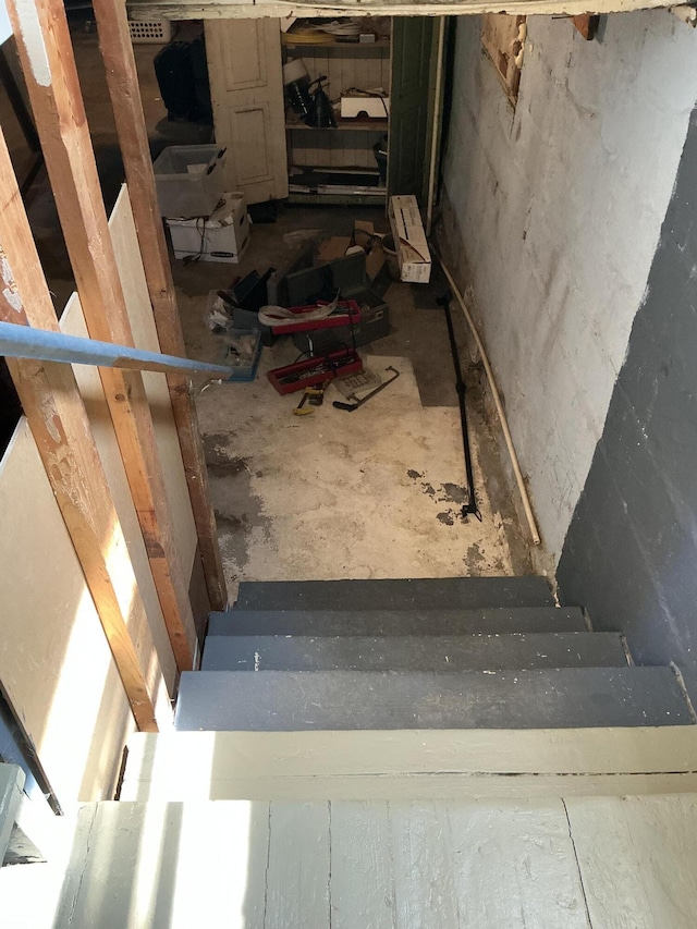 314 Sable St, Alpena, MI 49707 - view of stairway
