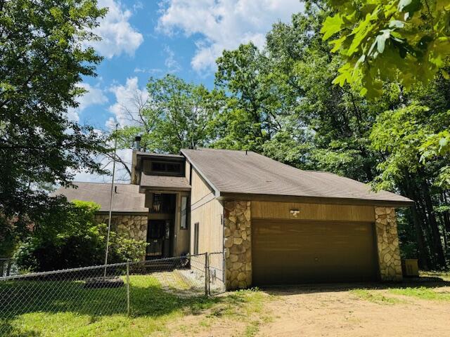 1785 Springwood Dr, Harrison, MI 48625 - photo 1