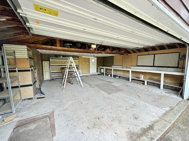 2833 S Horseshoe Trl, Grayling, MI 49738 - view of garage