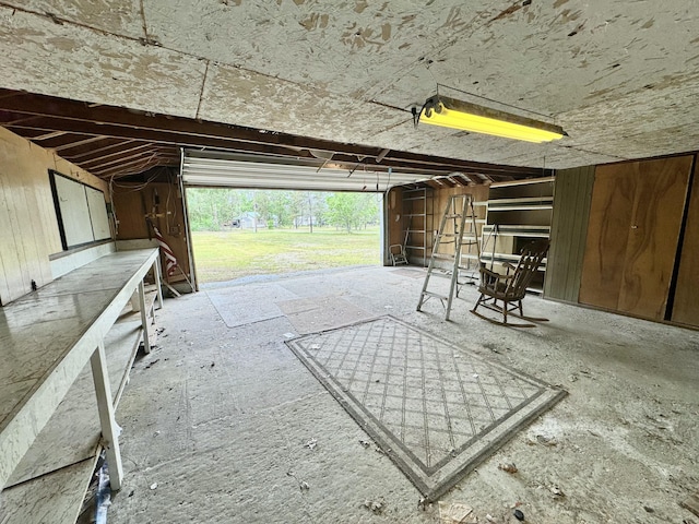 2833 S Horseshoe Trl, Grayling, MI 49738 - view of garage