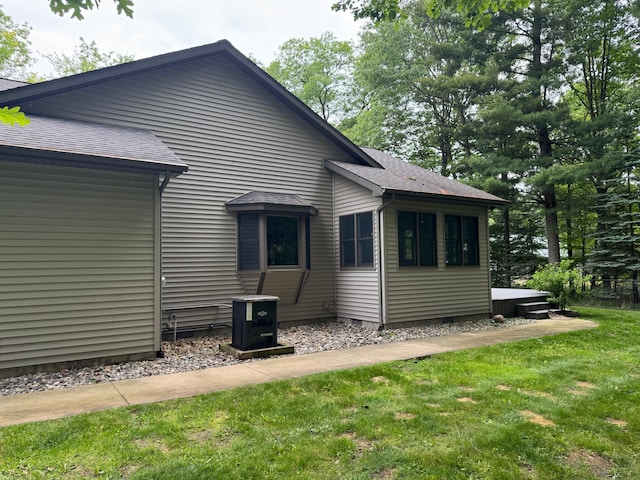 147 Indian Oaks Trl, Prudenville, MI 48651 - photo 4