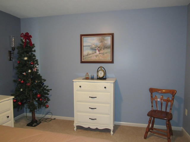 201 White Deer Trl, Prudenville, MI 48651 - living area with light carpet