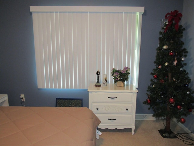 201 White Deer Trl, Prudenville, MI 48651 - bedroom with carpet floors