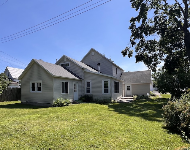 352 Young St, Cheboygan, MI 49721 - photo 2