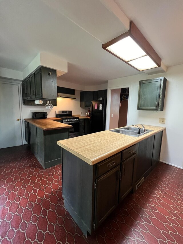 352 Young St, Cheboygan, MI 49721 - photo 8