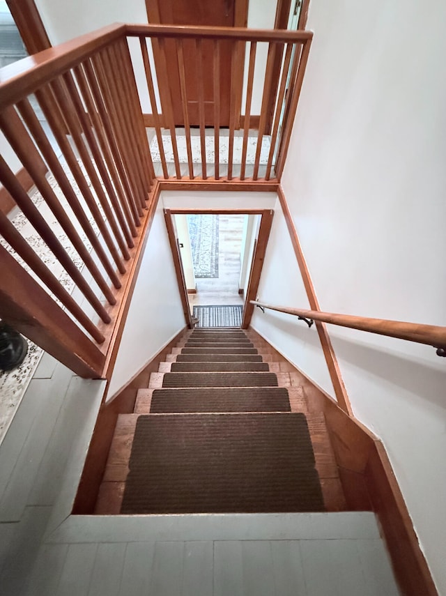 3628 Rau Rd, West Branch, MI 48661 - view of stairway