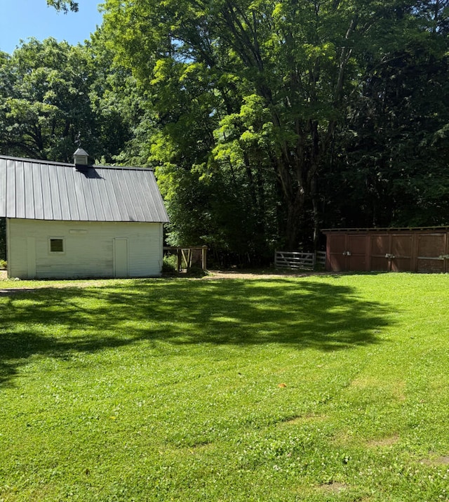 3628 Rau Rd, West Branch, MI 48661 - view of yard featuring an outdoor structure