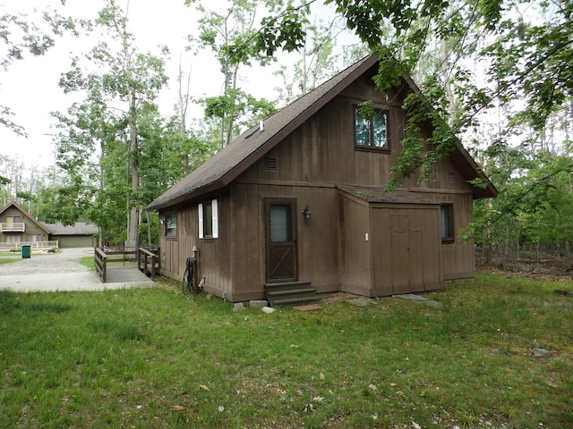 6850 Nightingale Dr, Gaylord, MI 49735 - photo 2