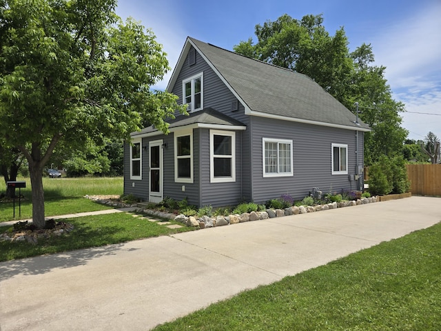 346 Vogel St, Boyne City, MI 49712 - photo 3