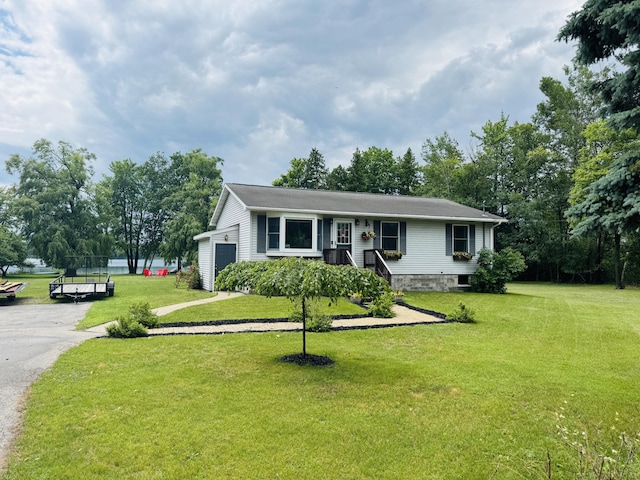 1712 Lakeview Dr, Alpena, MI 49707 - photo 1