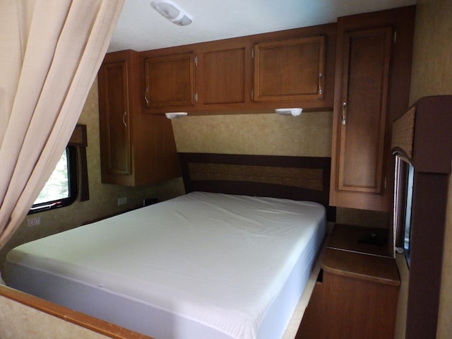 1830 Dollar Lk Rd, Lewiston, MI 49756