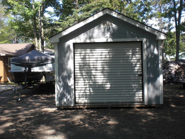 1604 E Houghton Lake Dr, Houghton Lake, MI 48629 - photo 3