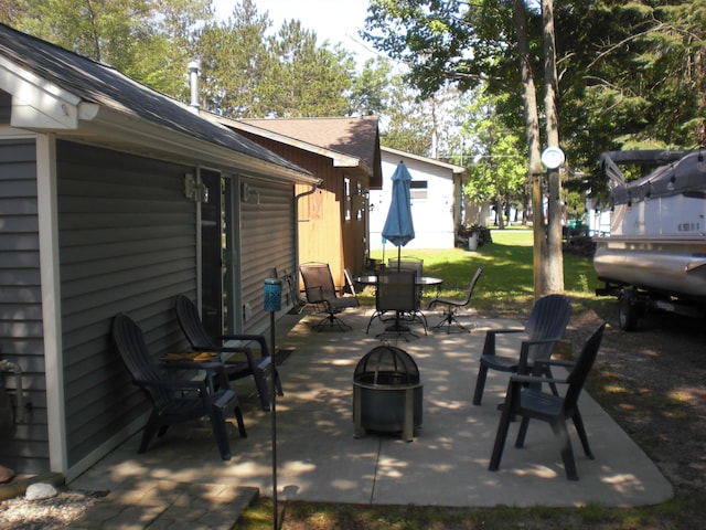 1604 E Houghton Lake Dr, Houghton Lake, MI 48629 - photo 5