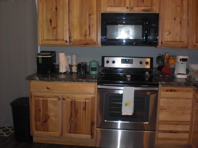 1604 E Houghton Lake Dr, Houghton Lake, MI 48629 - photo 29