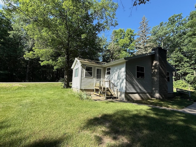 219 Russell Ave, Houghton Lake, MI 48629 - photo 16