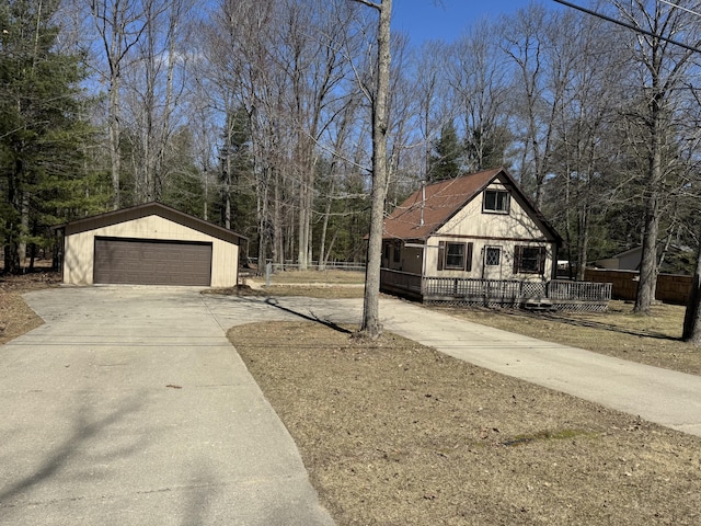6541 Clearbrook Dr, Saint Helen, MI 48656 - photo 1