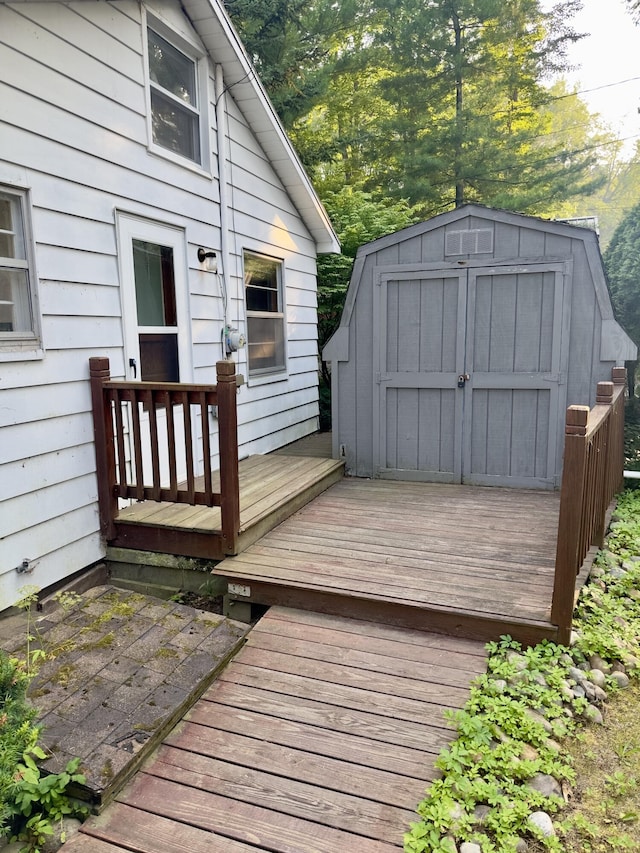 2744 W Higgins Lake Dr, Roscommon, MI 48653 - photo 24