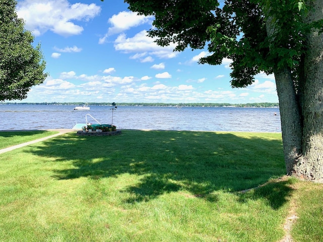 114 Canal Dr, Prudenville, MI 48651 - photo 4