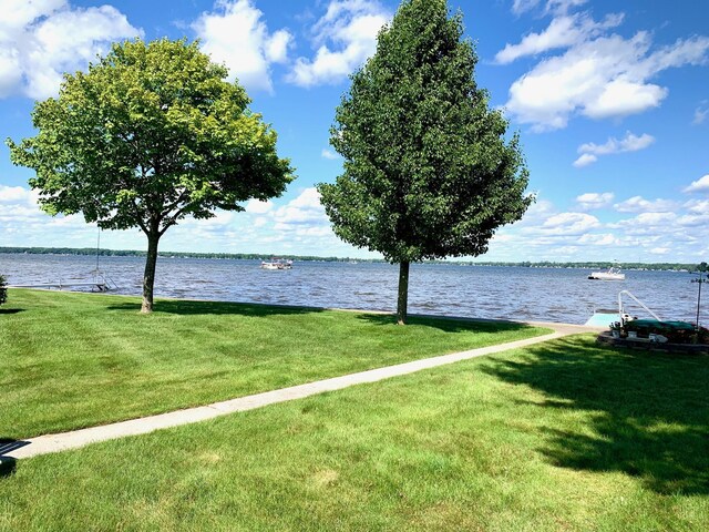 114 Canal Dr, Prudenville, MI 48651 - photo 5