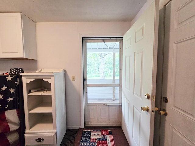 6416 Jimary Ln, Gladwin, MI 48624 - washroom featuring baseboards
