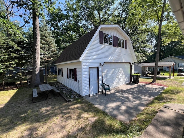 332 Pingree St, Roscommon, MI 48653 - garage featuring a detached garage