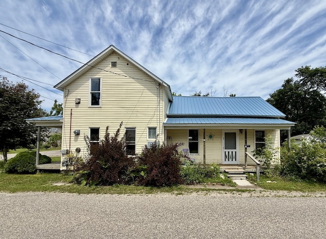 300 Cass St, Cheboygan, MI 49721 - photo 2