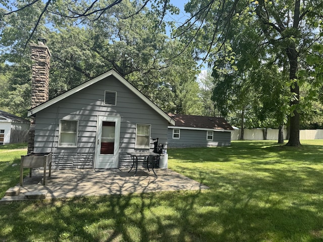 705 Nicolet Trl, Houghton Lake, MI 48629 - photo 1